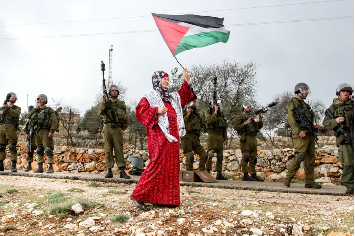 المرأة الفلسطينية والانتصار على النكبة