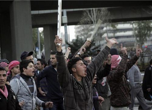 دعاة الوطنية بين المفارقة والتناقض