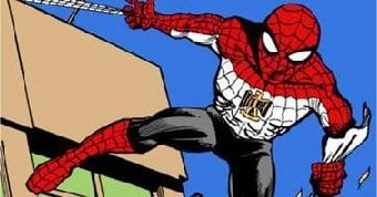 "سبايدر مان"  يتسلق السفارة الصهيونية وينتزع علمها