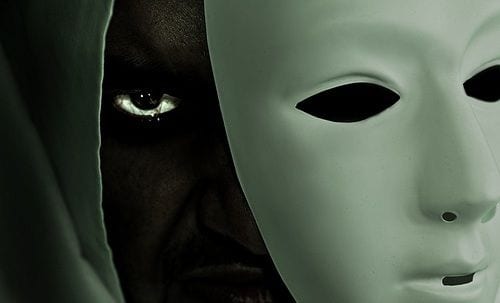 التدين المغشوش .. إشارة لتفسير حالة التناقض