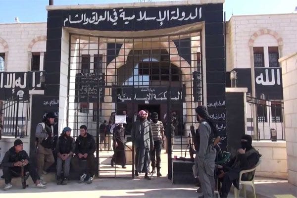 رسالة الإخوان: الحرب على الإرهاب بين الزعم والحقيقة