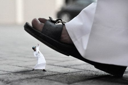 اختلاط الغرور بعمل الدعاة آفة فتاكة تحبط دعوتهم