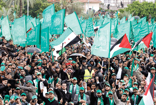 استطلاع: 74% من الفلسطينيين يؤيّدون نهج حماس في مواجهة الاحتلال