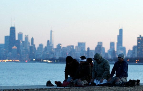 ثمن أن تكون متديّنا في بلد يحكمه مستبد!