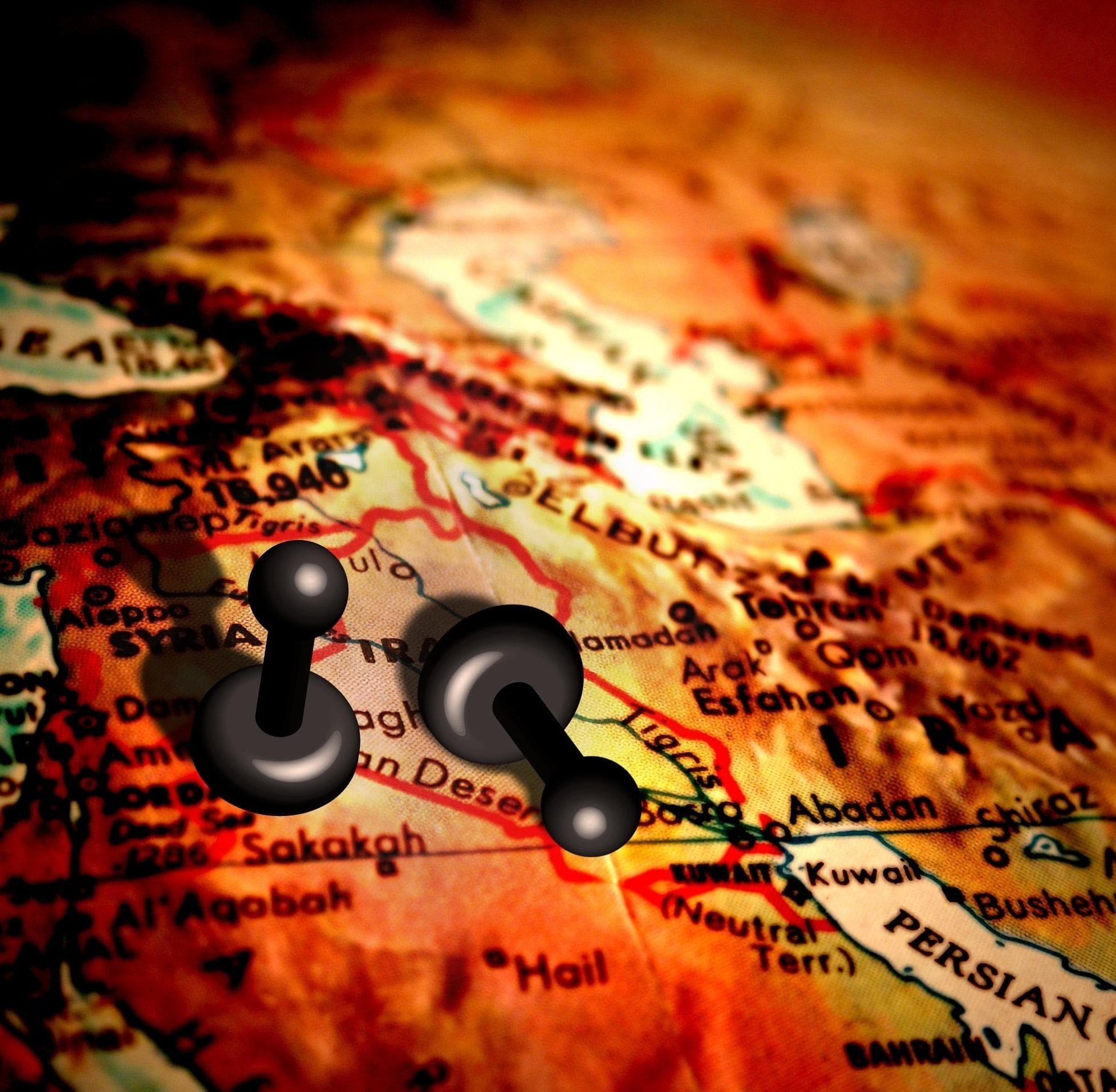 إنما أُكلت يوم أُكل الثور الأبيض