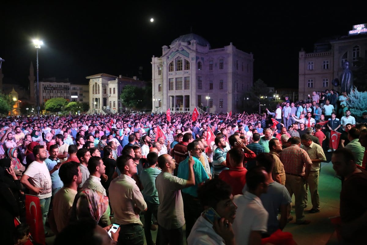 علماء الأمَّة الإسلامية يقفون مع الشرعية في تركيا ضد الانقلاب الفاشل