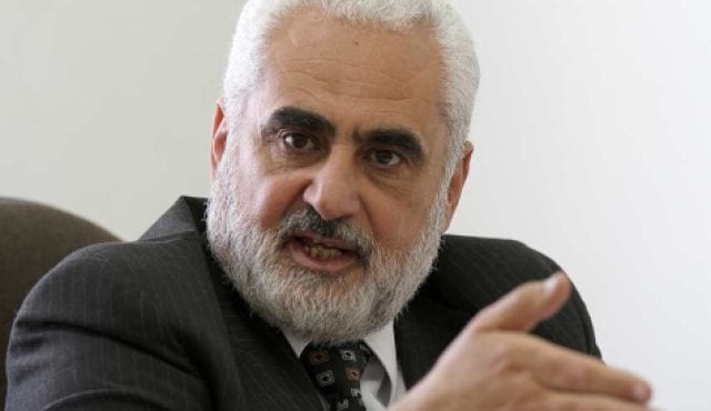 المناهج التعليمية والهوية