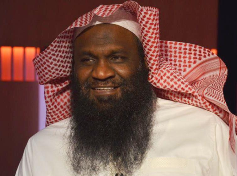 دور سلبي لا يخدم المجتمع