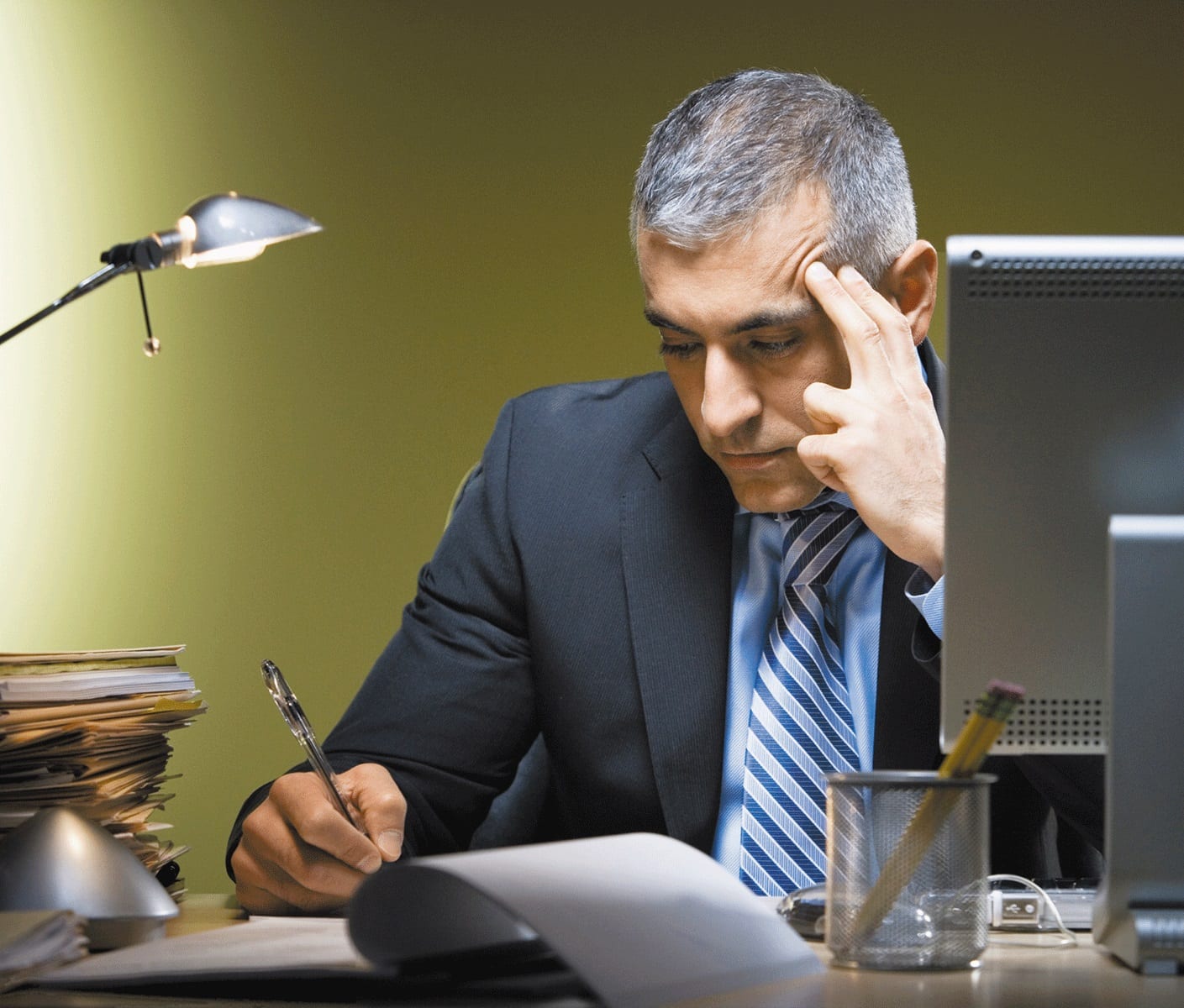 كيف نعالج التأثيرات السلبية للعمل على حياتنا اليومية؟