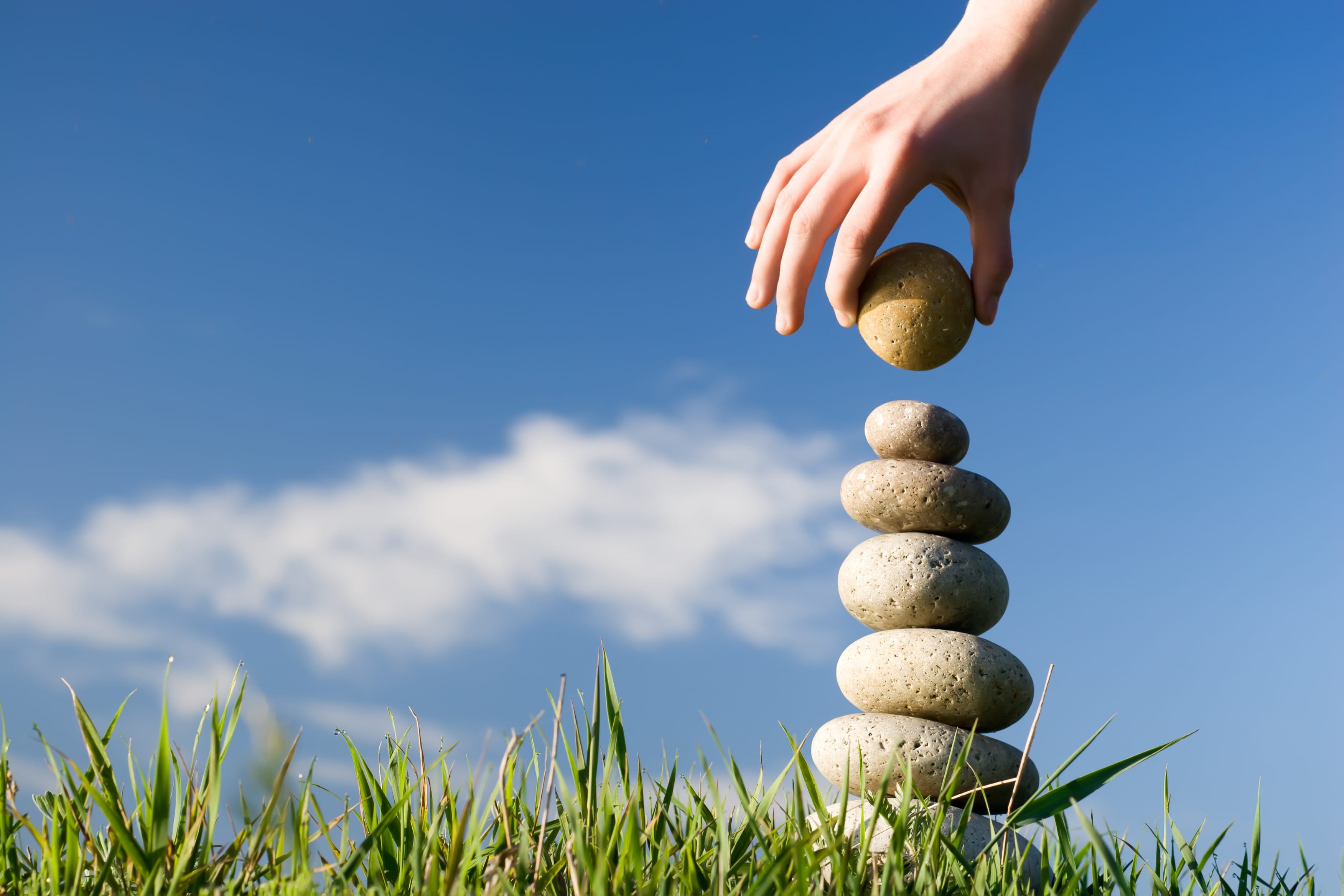 ستة أشياء لا يفعلها السعداء