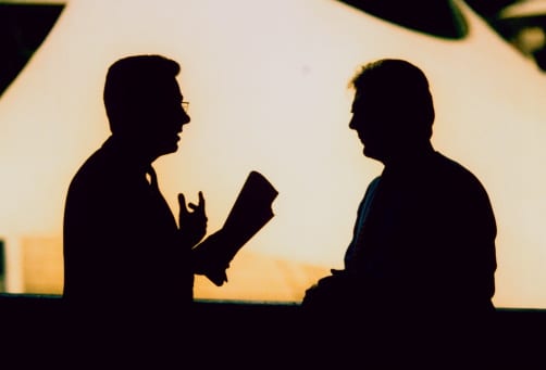 أخي في الله.. بكم تبيع أخوّتك؟