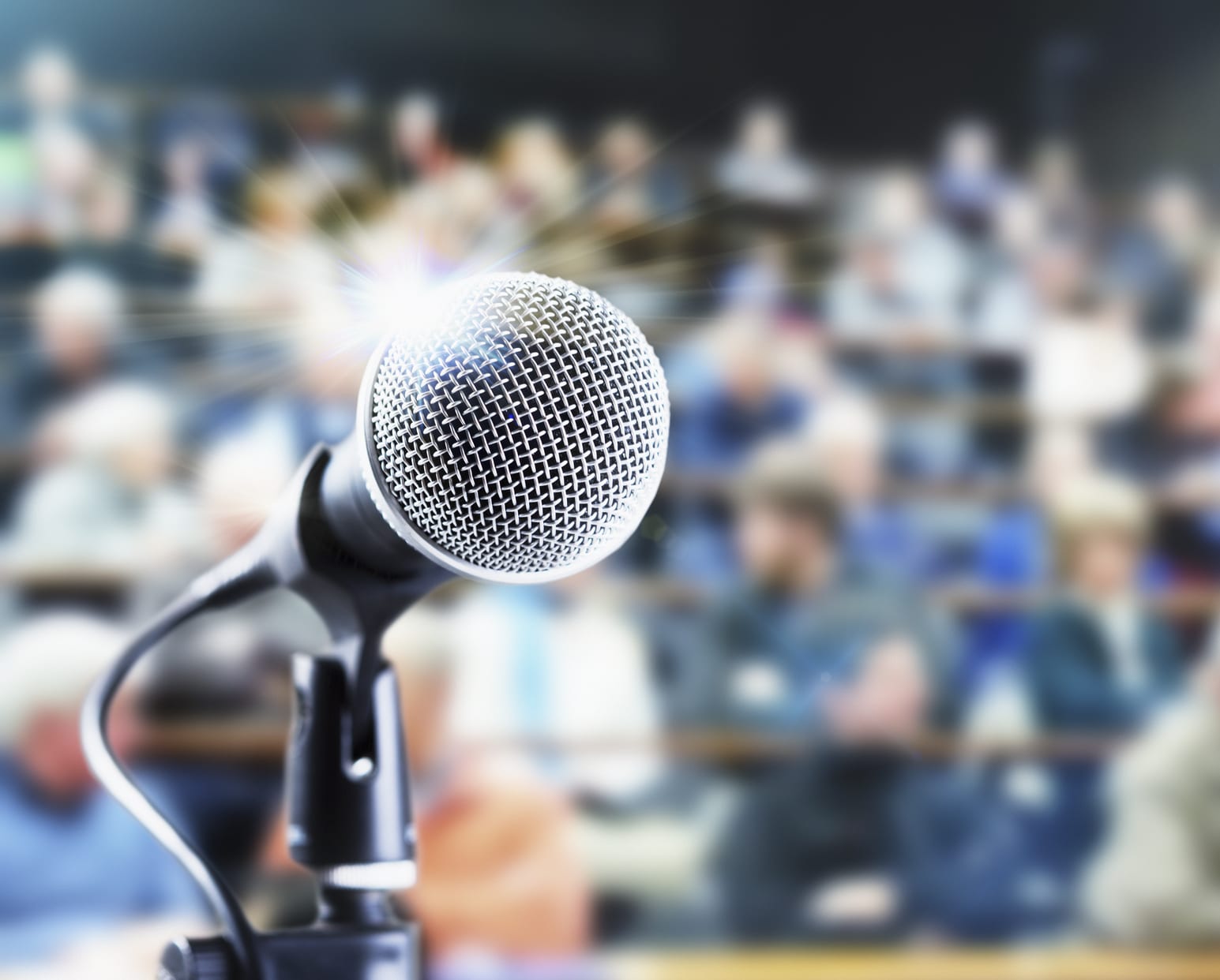 هل ننافق عندما تخالف أفعالنا أقوالنا؟!