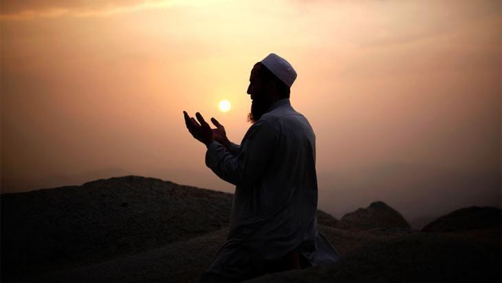 ما معنى اعتقادي في الإسلام دينًا؟ وما مقتضيات هذا الاعتقاد؟