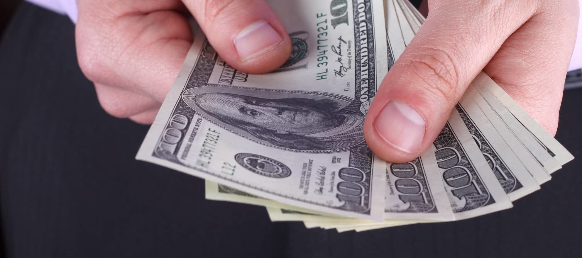 الوسطية في حياة المسلم (المال نموذجاً)