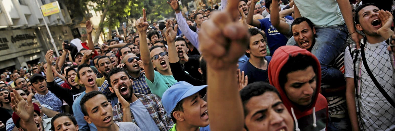 الشباب ومواجهة التغييب والتخدير