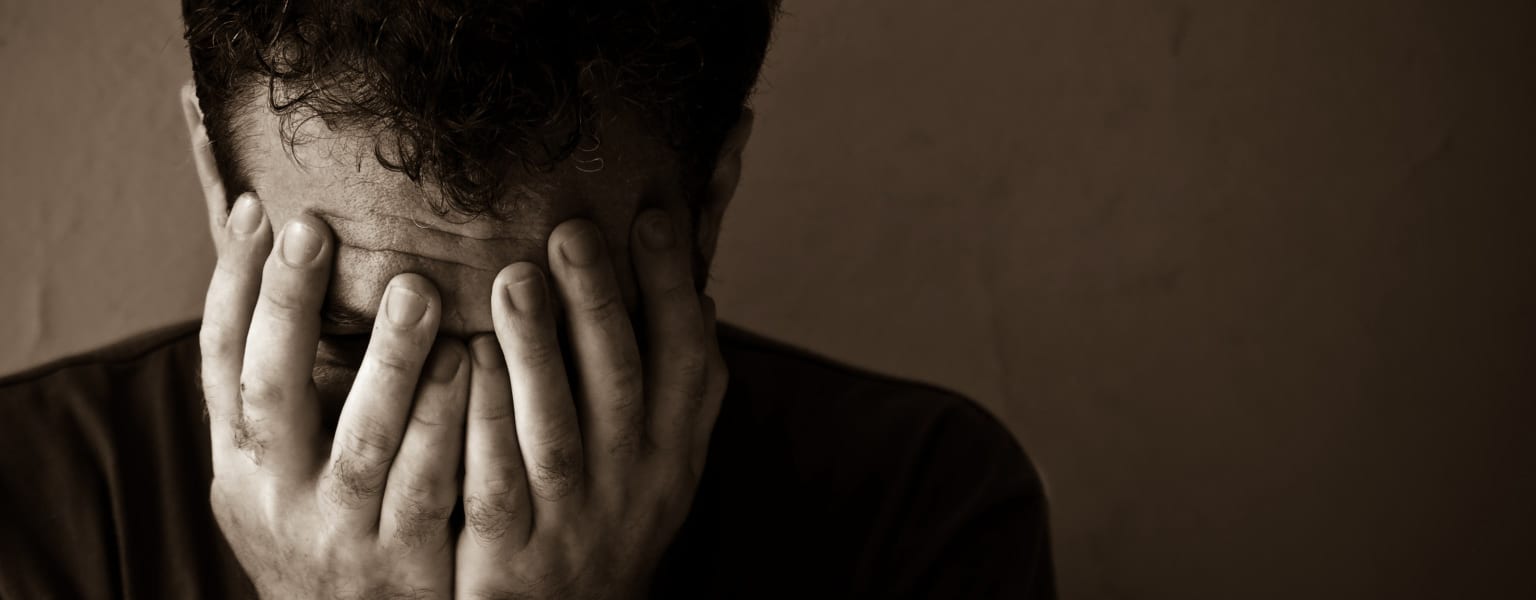 العادات العشر التي تسرق منك السعادة!