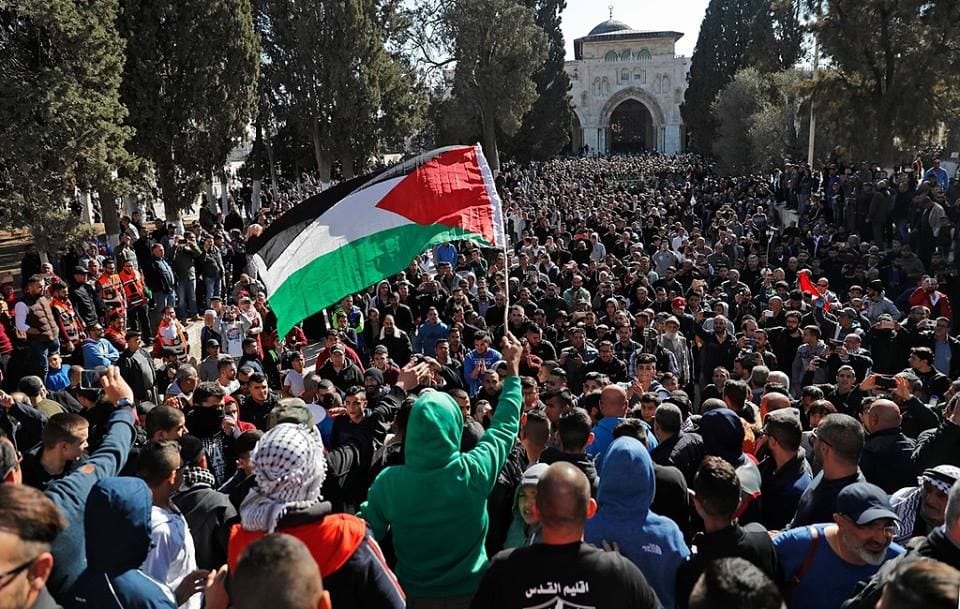 القدس بحاجة إلى الكل الفلسطيني فلا تترددوا