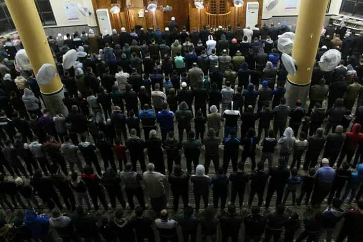 الإقبال على صلاة الفجر في غزة.. مرحلة هامة في معركة الإعداد