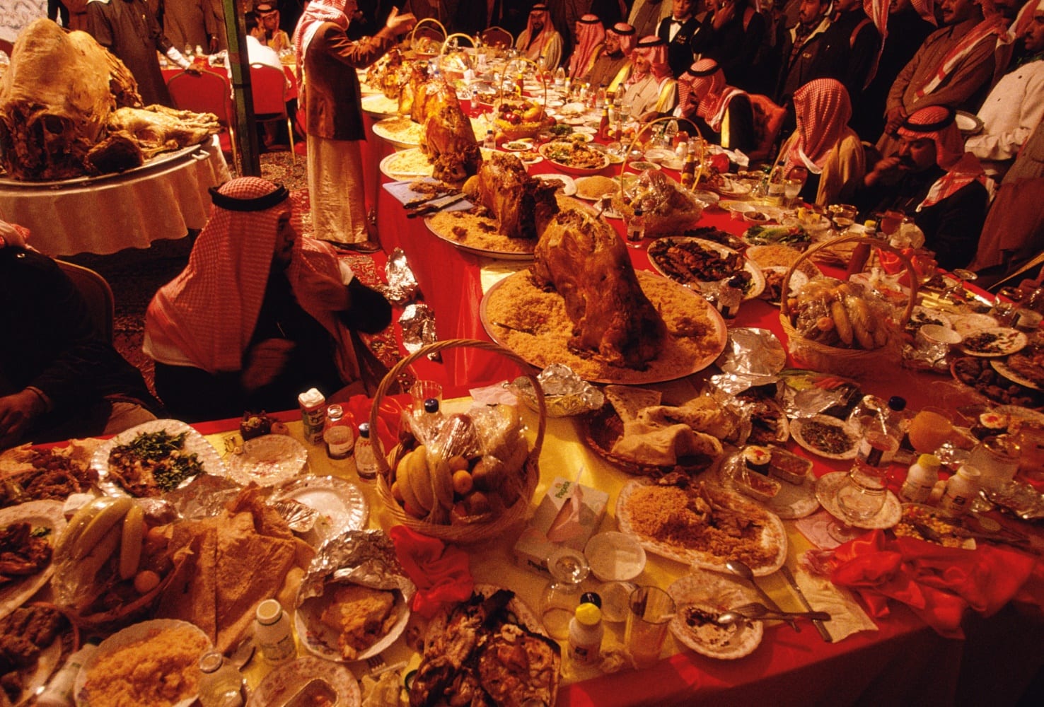 الإسراف في رمضان..صفة مذمومة نهى عنها الإسلام