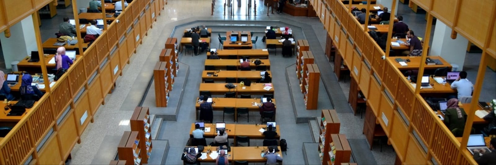 مؤسساتنا الإسلامية.. أية أدوار؟!