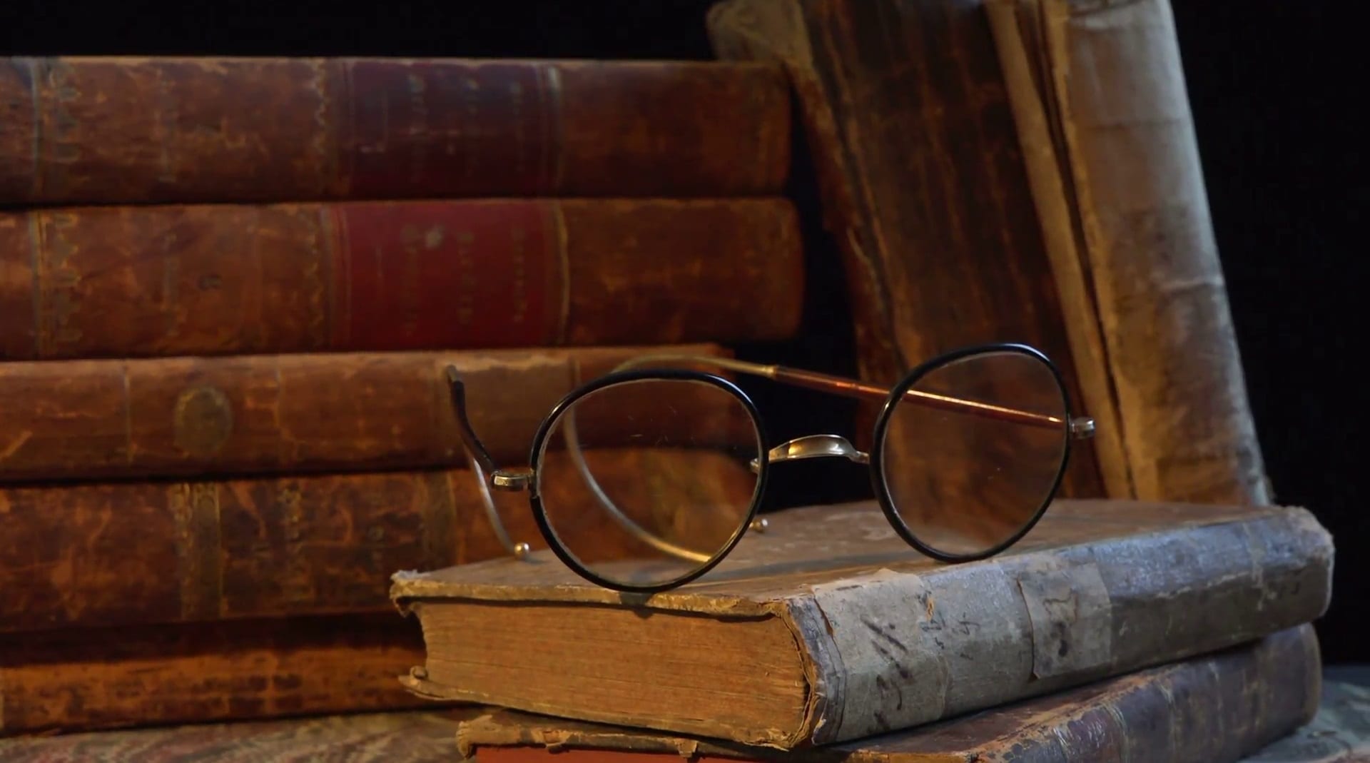 القول المبين في فتنة علي وعثمان أميرا المؤمنين