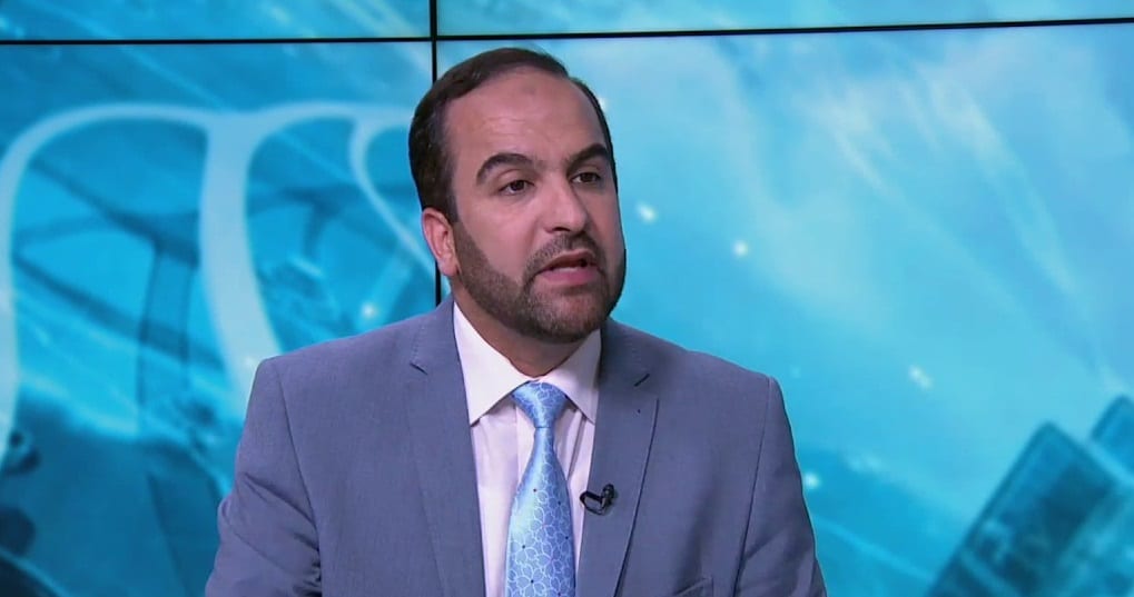 عدنان حميدان: أن نصرف ما في الجيب وننتظر ما في الغيب خطأ فادح في العمل العام