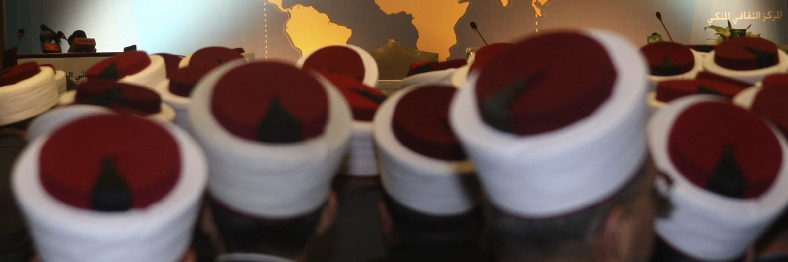 المسترزقون بالدين