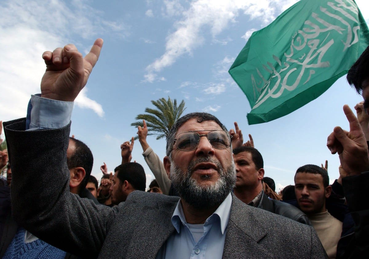 "سننتصر يا شارون" ... 15 عاماً على اغتيال أسد فلسطين