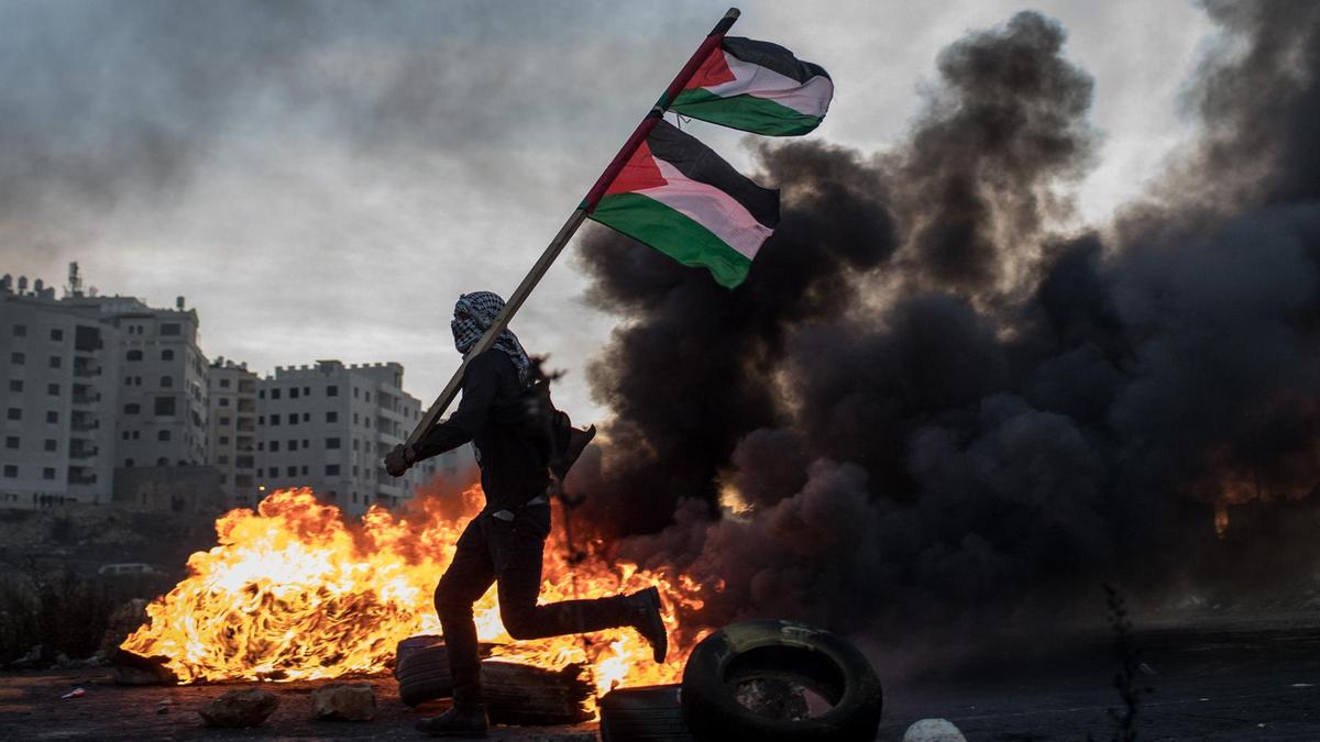 "التطبيع".. مسلسل من التنازلات وثغور الأمة بلا رباط