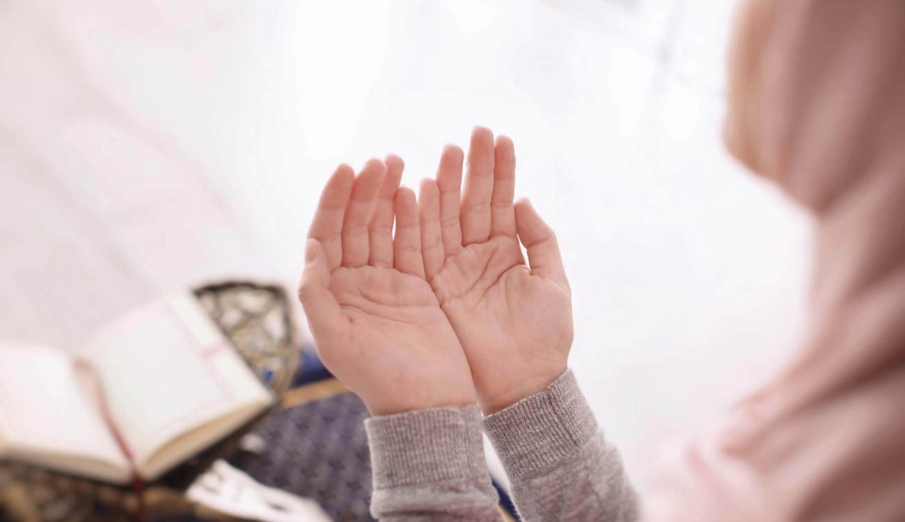 لا تستعجل على الله