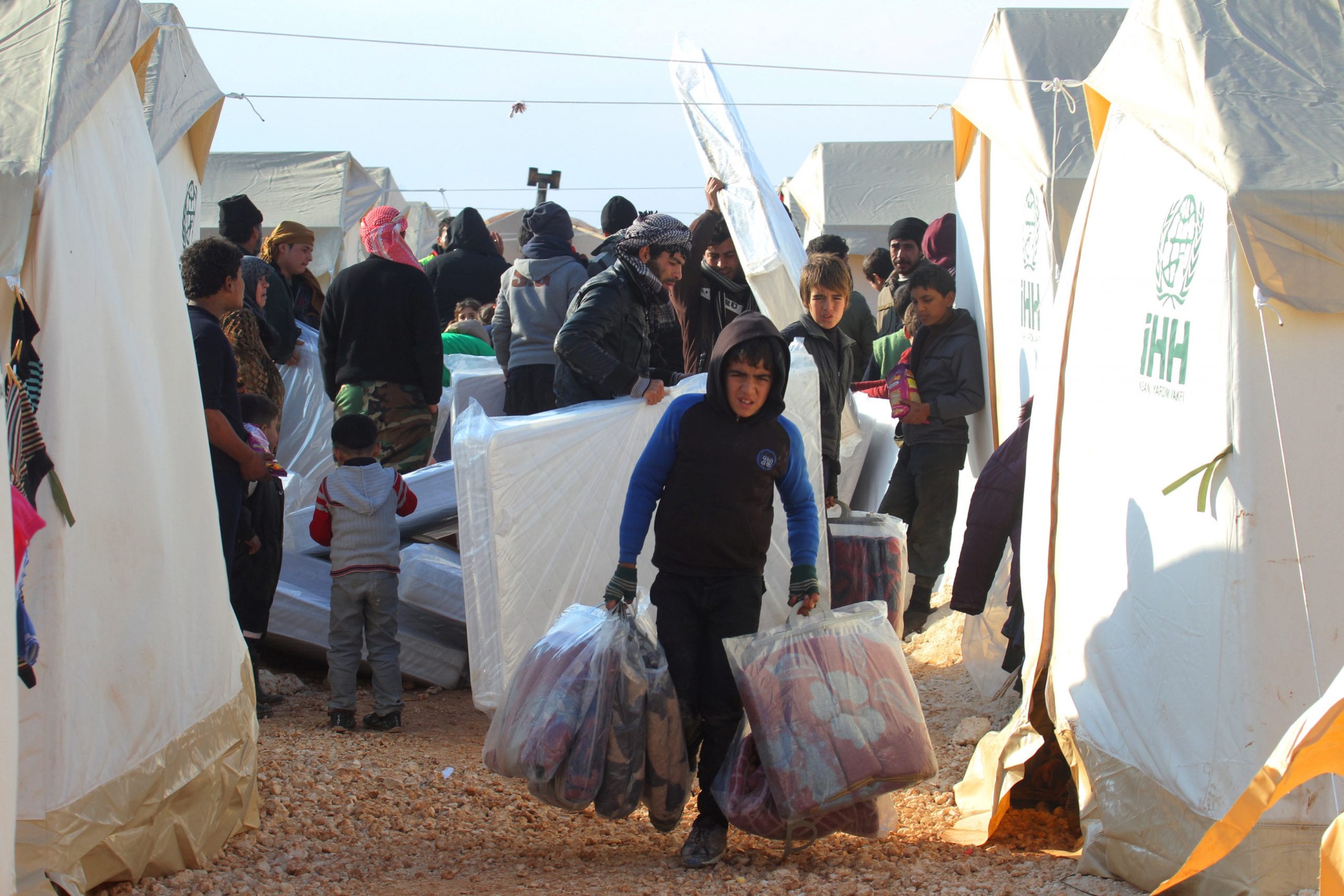 مهجّرو إدلب و الخُرْس الساكتون