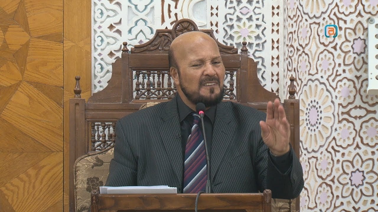 نوفل: عدونا يخاف من تفجر الطاقة الإيمانية لدى شبابنا