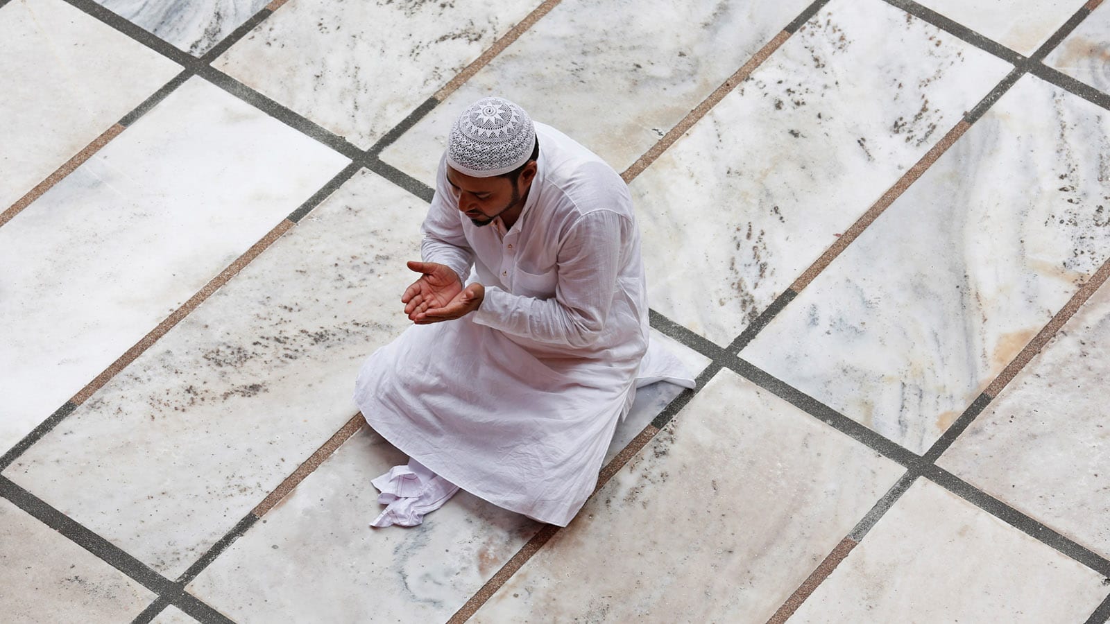 داء ودواء ضعف الإيمان