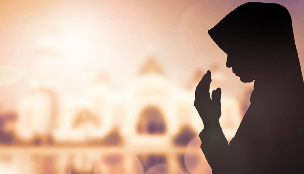 "إنا لله وإنا إليه راجعون".. قوة وعزاء