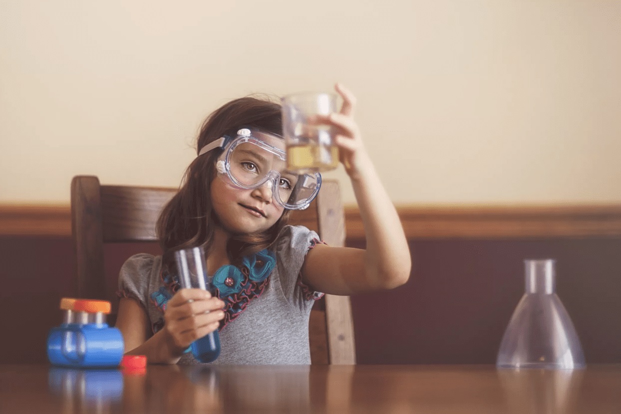 بعض الأفكار المفيدة لطفلك لقضاء الإجازة الصيفية