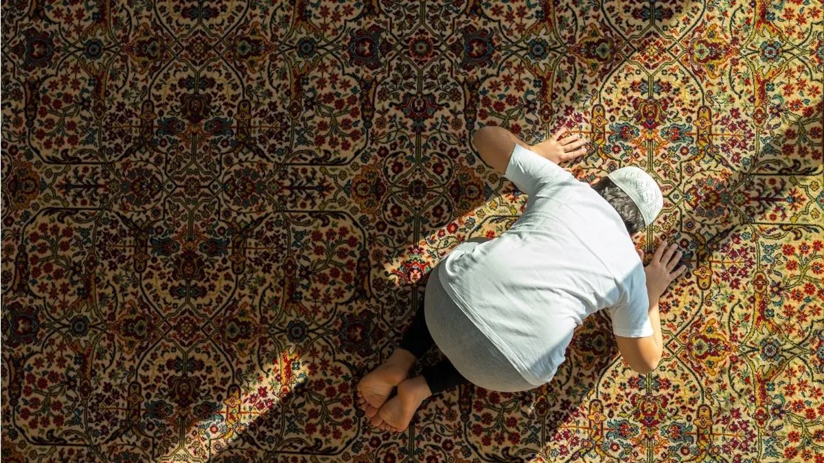 اعرفوا أولياء الله في الأعياد والأفراح وبعد مواسم الطاعات