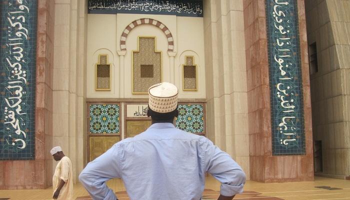 آفة الحكم على الباطن