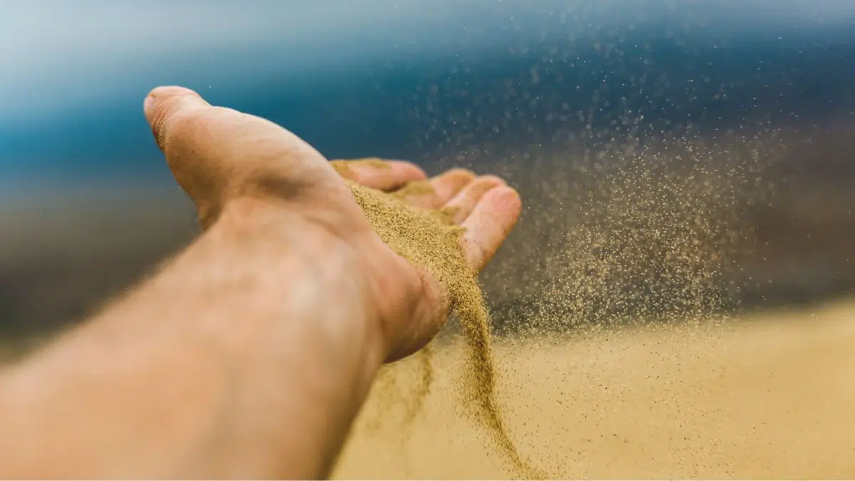 إياكم والتمادح!