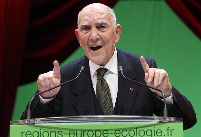 ((استنكروا)) كتيب هزَّ اللوبي المتصهيِّن في فرنسا