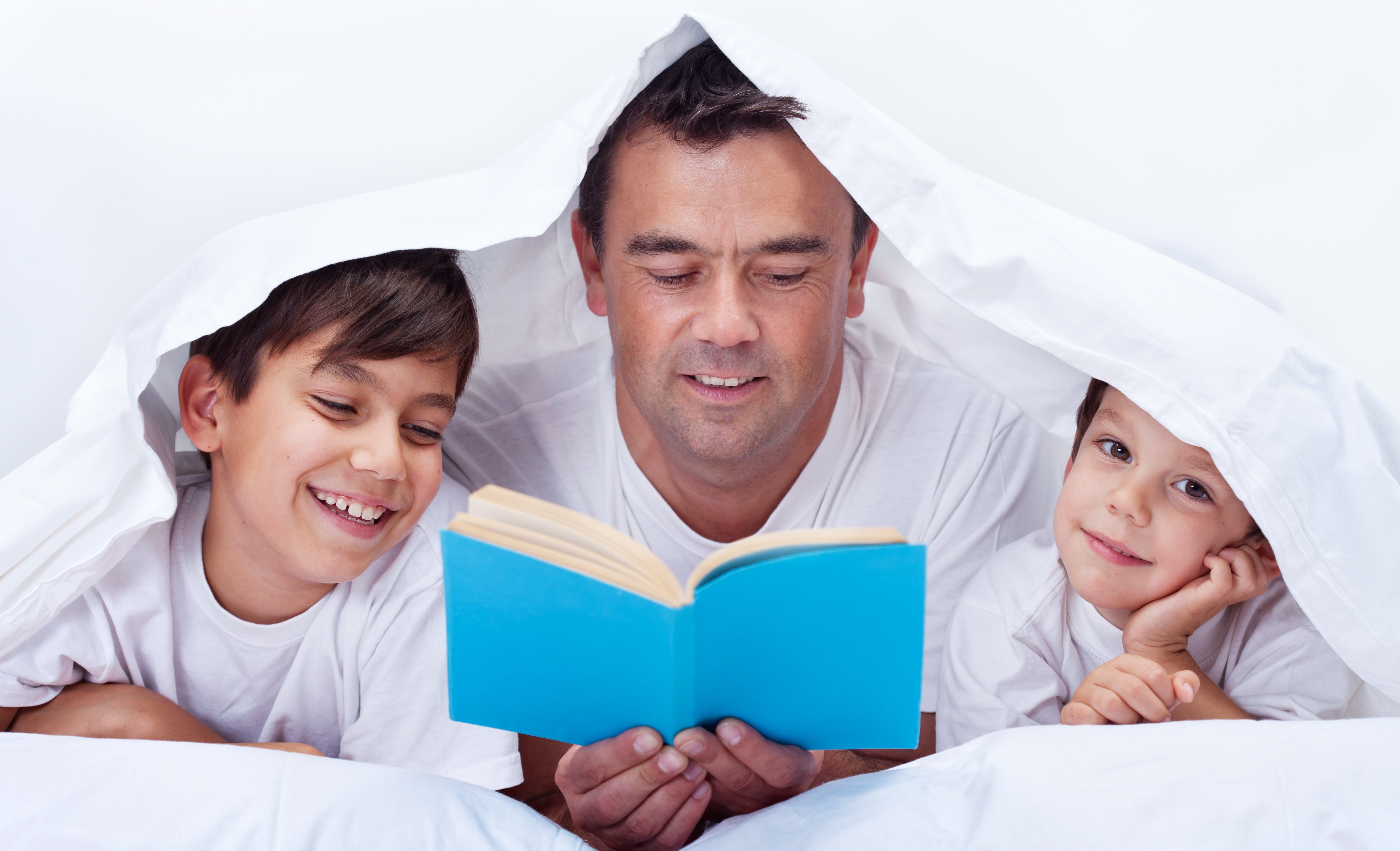 ثلاثة أسباب.. لأهمية أن يكون الآباء قرّاءً ومثقفين!