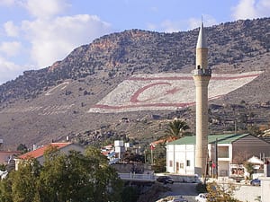 القدس وقبرص.. وحفيدات أمّ حرام