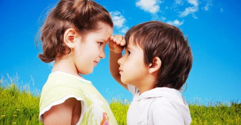 "لاءات" تربوية: لا تقارنوا أبناءكم بغيرهم