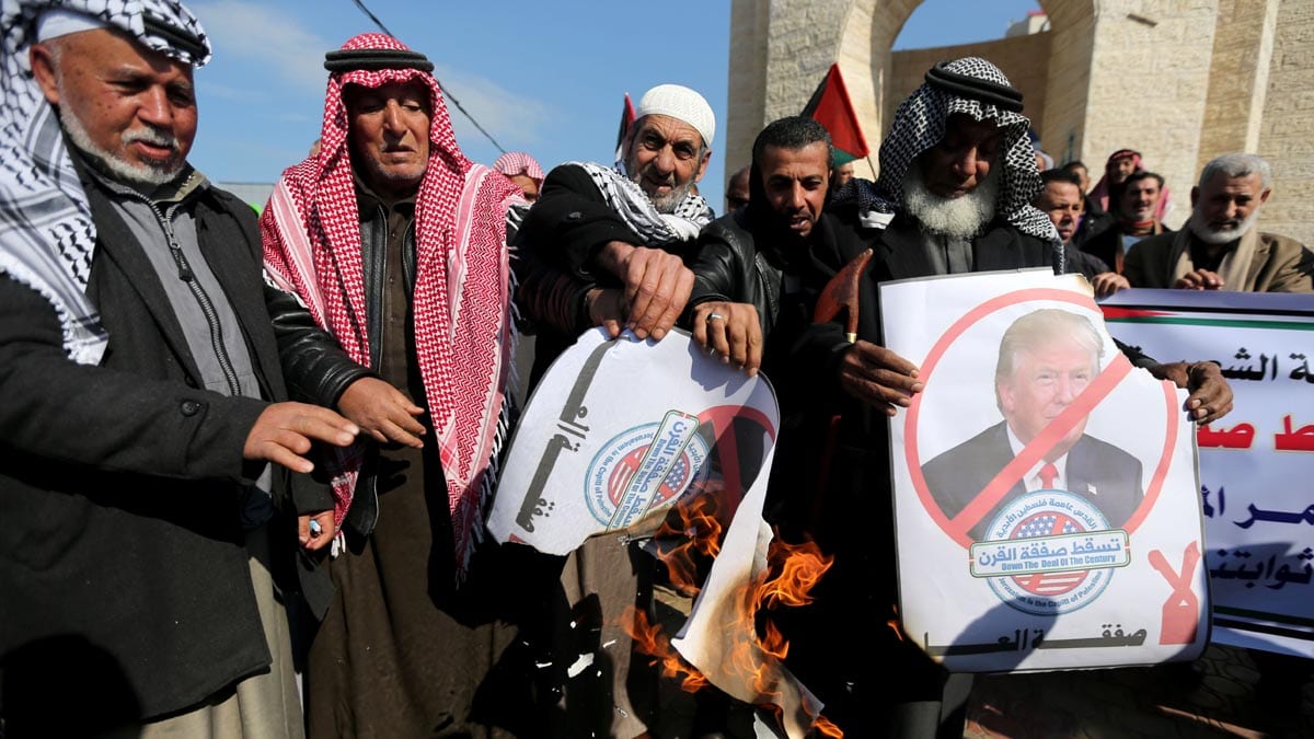 على هامش "صفقة القرن".. هل القرار في يد أمريكا وحدها؟!