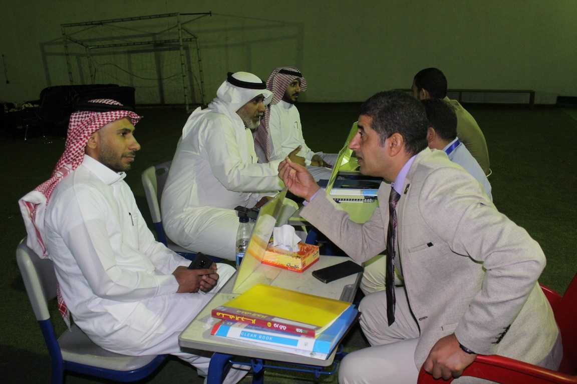 10 أمور يقوم بها بعض الآباء ويبغضها المدرسون