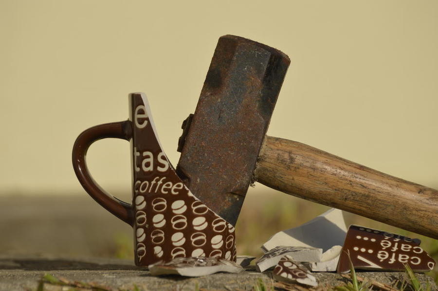 التربية بين فوضى العادات وعدل تعاليم الإسلام